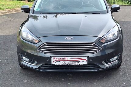 Ford Focus 92.529 km 9.099 &euro; Brühl bei Köln 50321