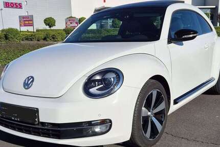 VW Beetle 89.800 km 11.890 &euro; Köln, Stadt 51147