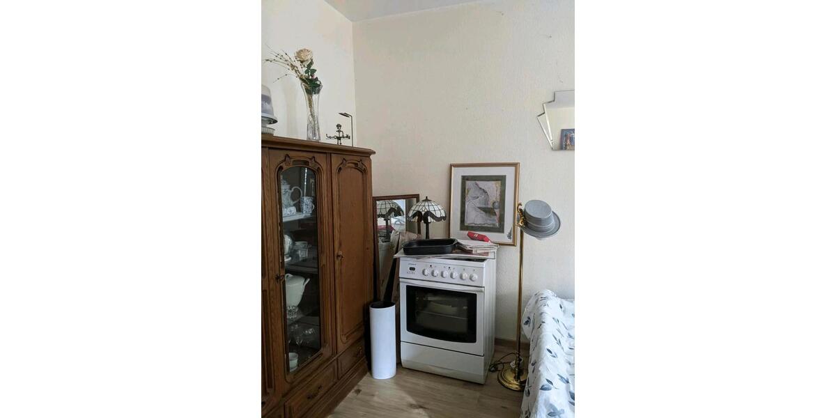 Erdgeschoßwohnung Köln Nippes - 2 Zimmer, 75 m&sup2;, 250.000&euro; | Angebot:27462350