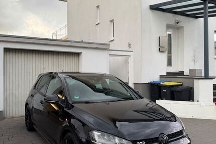 VW Golf 164.000 km 16.000 &euro; Köln 51107