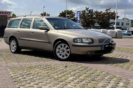 Volvo V70 286.000 km 5.900 &euro; Wipperfürth 51688