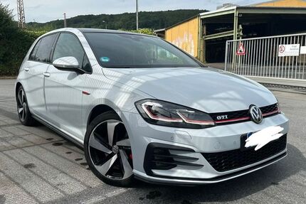 VW Golf 112.000 km 17.799 &euro; Solingen 42651