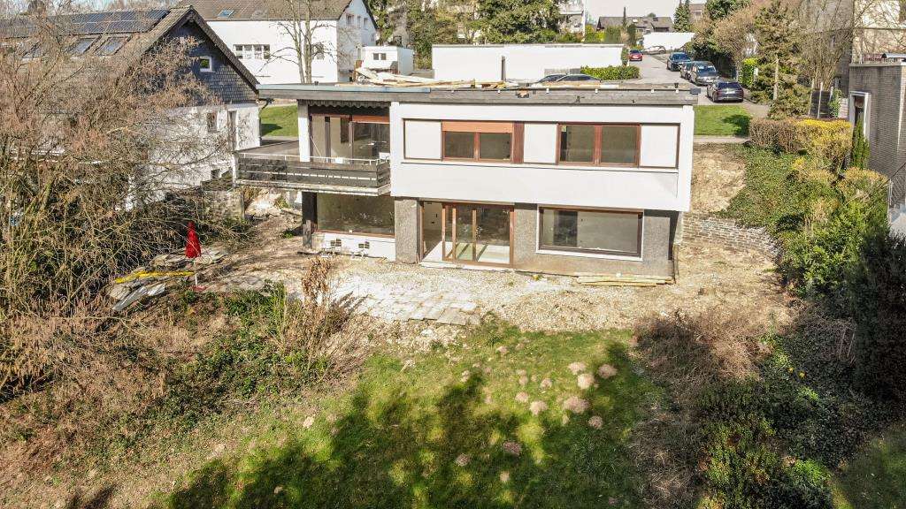Einfamilienhaus Leichlingen - 6 Zimmer, 154 m&sup2;, 495.000&euro; | Angebot:25753701