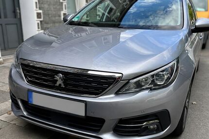 Peugeot 308 137.000 km 8.990 &euro; Bonn 53225