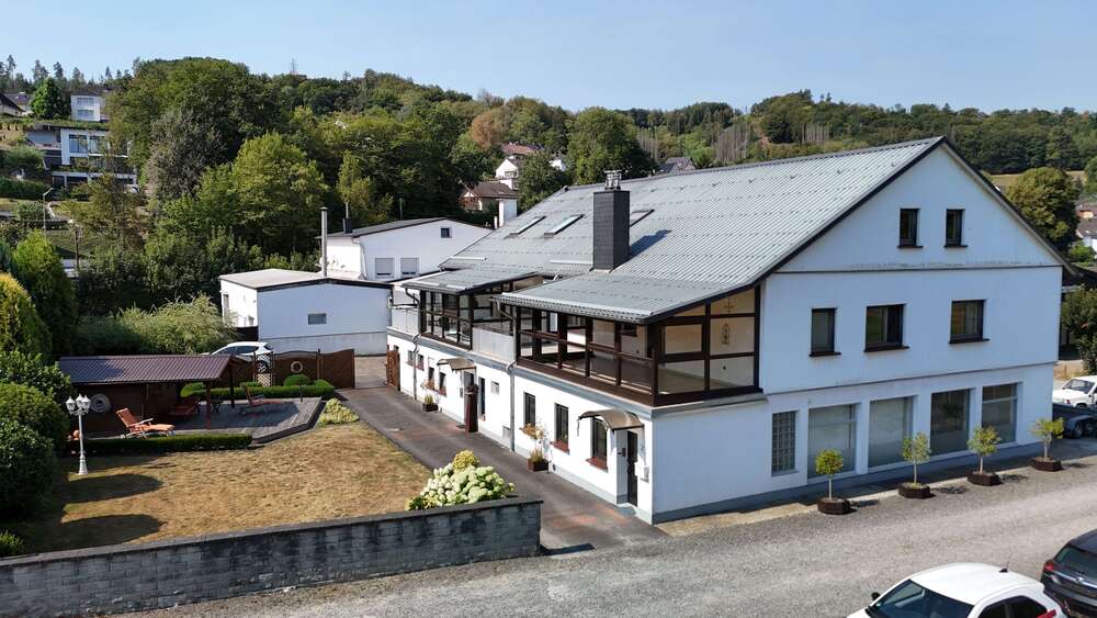 Einfamilienhaus Engelskirchen - 9 Zimmer, 272 m&sup2;, 520.000&euro; | Angebot:26320746