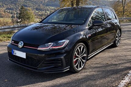 VW Golf 94.000 km 21.900 &euro; Köln 50939