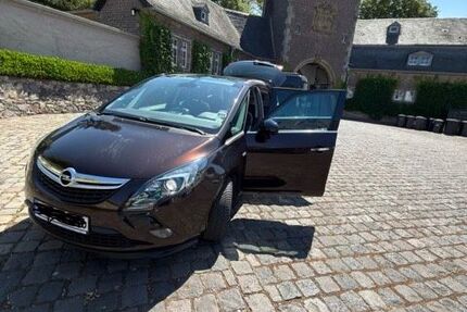 Opel Zafira Tourer 138.000 km 6.800 &euro; Köln 51107