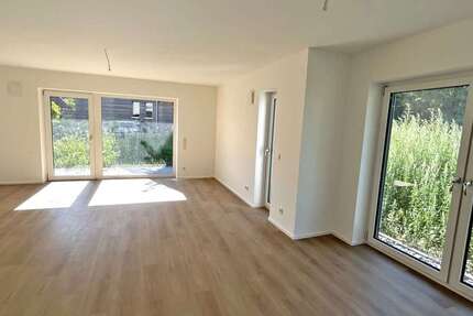 Wohnung Hennef-Zentrum Zentrum - 2 Zimmer, 72 m&sup2;, 1.080&euro; | Angebot:27249977