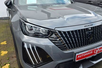 Peugeot 2008 21.700 km 17.700 &euro; Brühl 50321