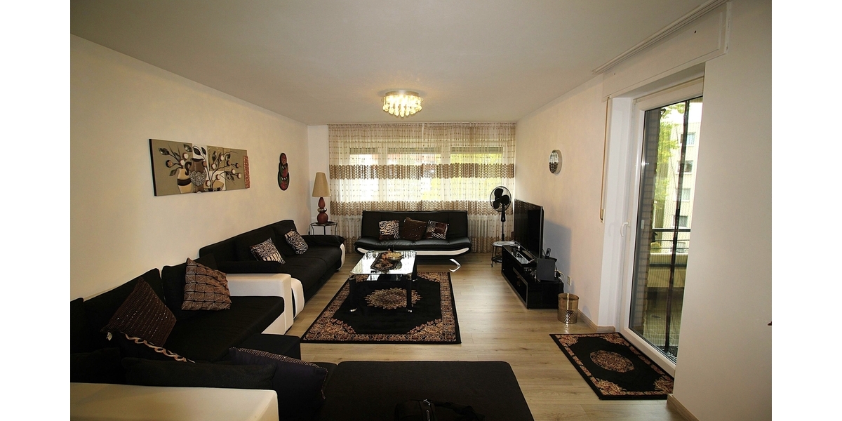 Sofort bezugsfrei! Gut geschnitten! Barrierearm! 4 Zimmer-Wohnung mit Balkon und TG-Stellplatz. - Etagenwohnung Bonn / Tannenbusch Tannenbusch | Angebot:26948123