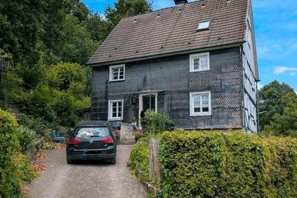 Haus Engelskirchen - 6 Zimmer, 190 m&sup2;, 399.000&euro; | Angebot:26990493