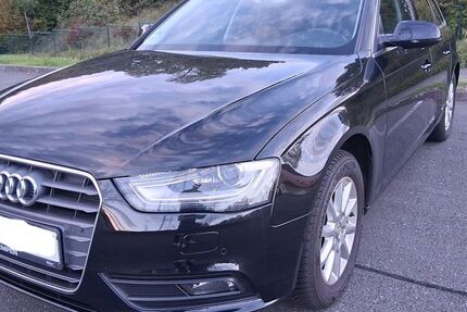 Audi A4 186.500 km 9.750 &euro; Remscheid 42853