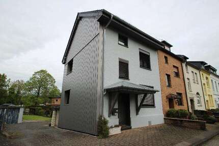 Haus Hennef - 5 Zimmer, 115 m&sup2;, 419.000&euro; | Angebot:21577587