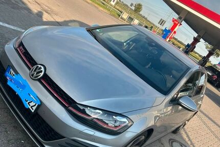 VW Golf 84.166 km 21.499 &euro; Dormagen 41542