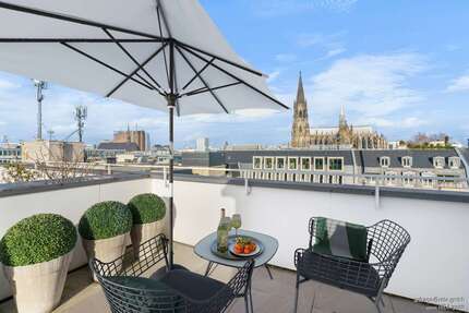 Wohnung Köln / Altstadt-Nord Nord - 3 Zimmer, 95 m&sup2;, 2.490&euro; | Angebot:27370468