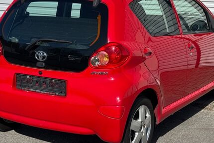 Toyota Aygo (X) 108.220 km 3.490 &euro; Solingen 42719