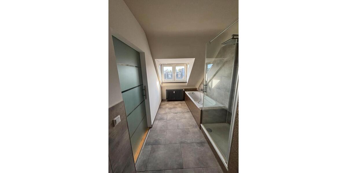 Dachgeschoßwohnung Köln Innenstadt - 1 Zimmer, 40 m&sup2;, 289.000&euro; | Angebot:27470319