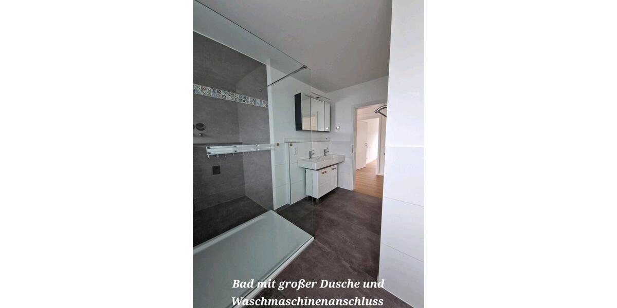 Etagenwohnung Marienheide - 2.5 Zimmer, 91 m&sup2;, 1.244&euro; | Angebot:25361894