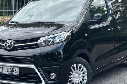 Toyota Proace (Verso) 166.958 km 15.950 &euro; Hilden 40721