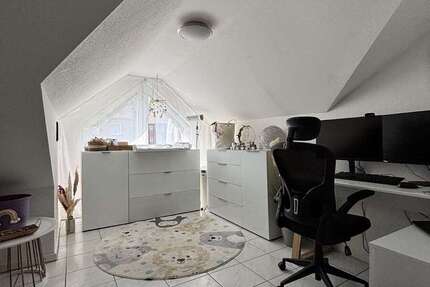 Wohnung Grevenbroich - 3 Zimmer, 85 m&sup2;, 240.000&euro; | Angebot:27444527