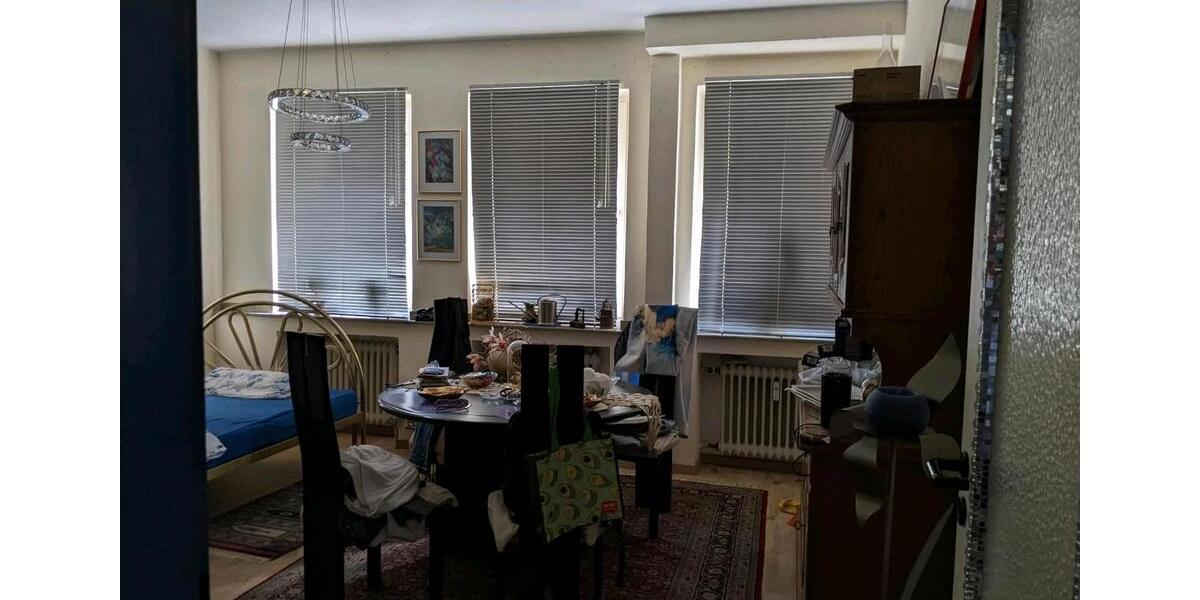 Erdgeschoßwohnung Köln Nippes - 2 Zimmer, 75 m&sup2;, 250.000&euro; | Angebot:27462350