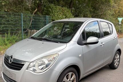 Opel Agila 93.909 km 2.600 &euro; Köln 50739