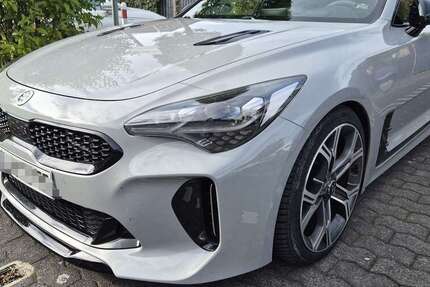 Kia Stinger 106.000 km 29.800 &euro; Hennef Sieg 53773