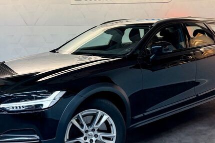 Volvo V90 Cross Country 174.876 km 18.990 &euro; Remscheid 42855