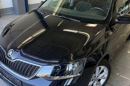 Skoda Fabia 89.712 km 11.111 &euro; Köln 50829
