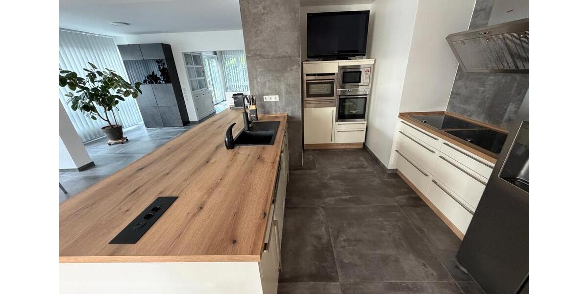 Erdgeschoßwohnung Remscheid Reinshagen - 4 Zimmer, 160 m&sup2;, 429.000&euro; | Angebot:27496416