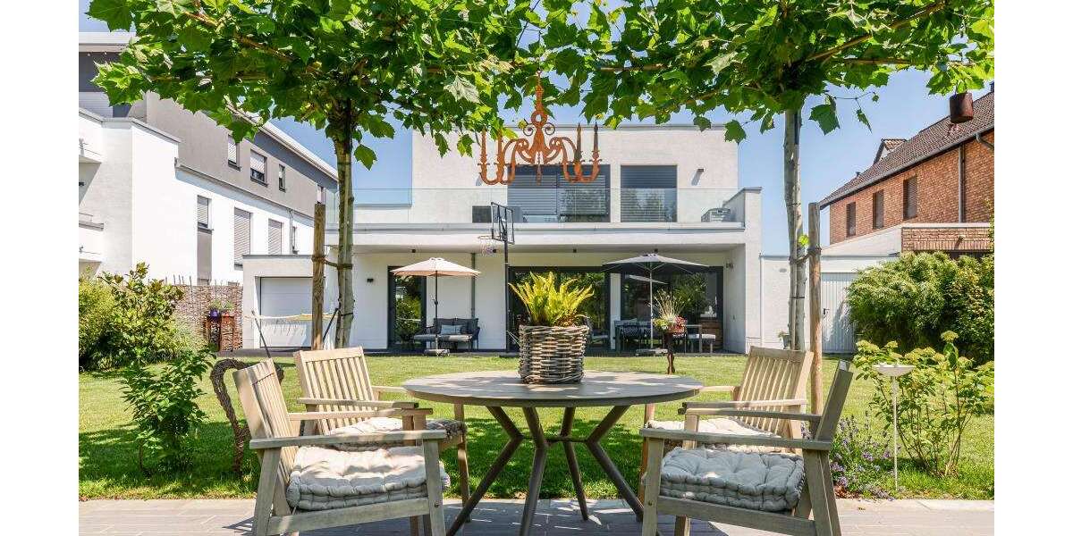 Einfamilienhaus Langenfeld - 8 Zimmer, 295 m&sup2;, 1.990.000&euro; | Angebot:26986717