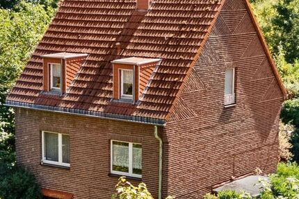 Provisionsfrei* Ohne Provision sehr gut vermietetes Zweifamilienhaus mit Potential + Baugrundstück 809 QM + Waldgrundstück 1594 QM - Haus Köln Höhenberg | Angebot:27353238