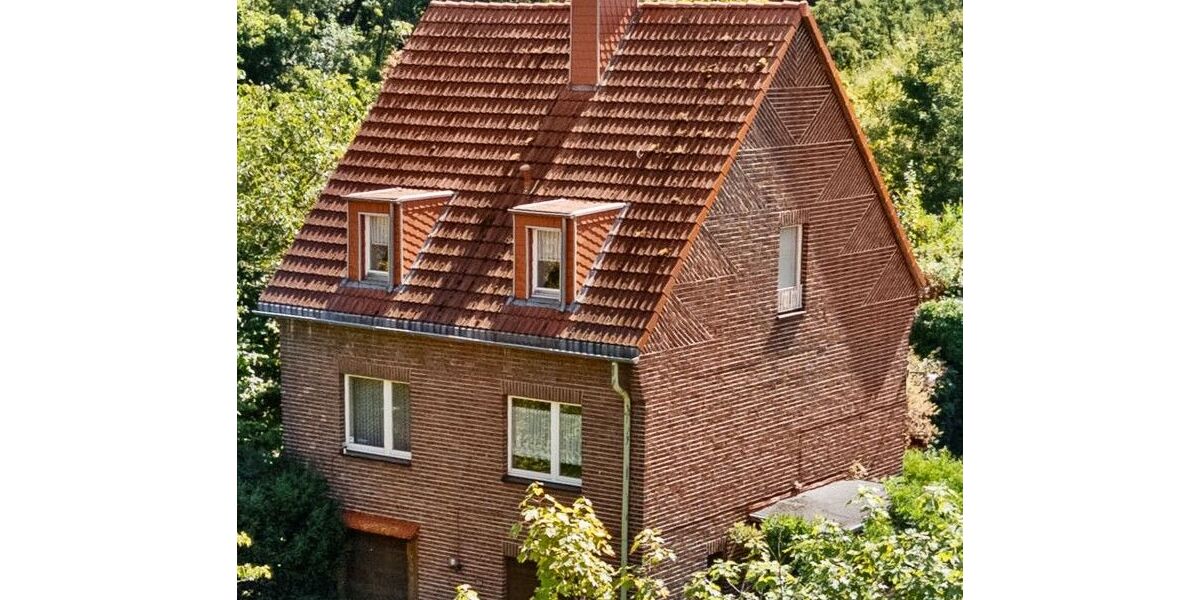 Provisionsfrei* Ohne Provision sehr gut vermietetes Zweifamilienhaus mit Potential + Baugrundstück 809 QM + Waldgrundstück 1594 QM - Zweifamilienhaus Köln Höhenberg | Angebot:27353238