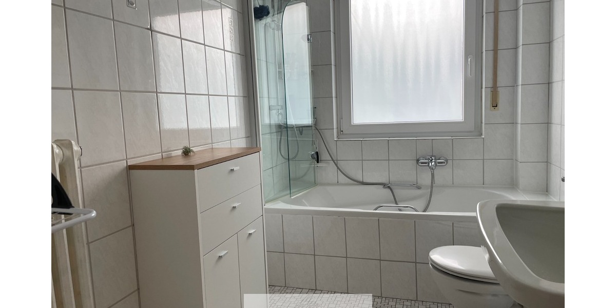 Wohnen mitten in Siegburg unterhalb des Michaelsbergs - Etagenwohnung Siegburg Zentrum | Angebot:27469258
