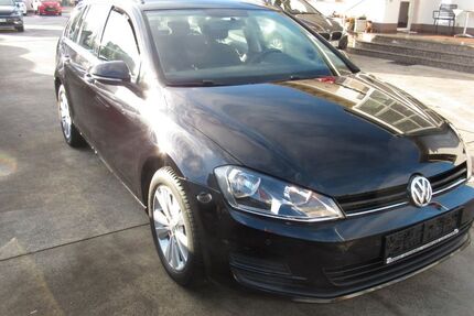 VW Golf 104.000 km 8.500 &euro; Leverkusen 51371