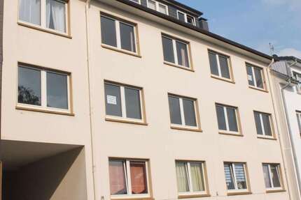 Haus Solingen Mitte - 21 Zimmer, 450 m&sup2;, 650.000&euro; | Angebot:26890720