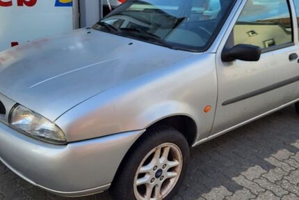 Ford Fiesta 175.000 km 950 &euro; Bergisch Gladbach 51469