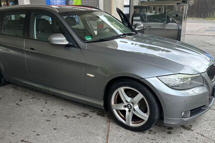 BMW 318 237.000 km 2.850 &euro; Köln 51063