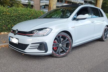 VW Golf 115.000 km 19.000 &euro; Köln 50858