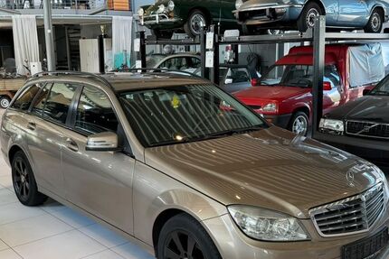 Mercedes-Benz C 200 252.800 km 2.950 &euro; Brühl 50321