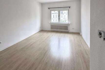 Wohnung Köln Mülheim - 2 Zimmer, 45 m&sup2;, 199.500&euro; | Angebot:24702353