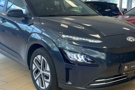 Hyundai KONA 44.707 km 24.500 &euro; Hennef 53773