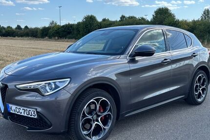 Alfa Romeo Stelvio 77.800 km 21.900 &euro; Köln 50935