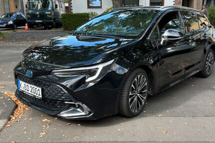 Toyota Corolla 180.000 km 16.600 &euro; Köln 51105
