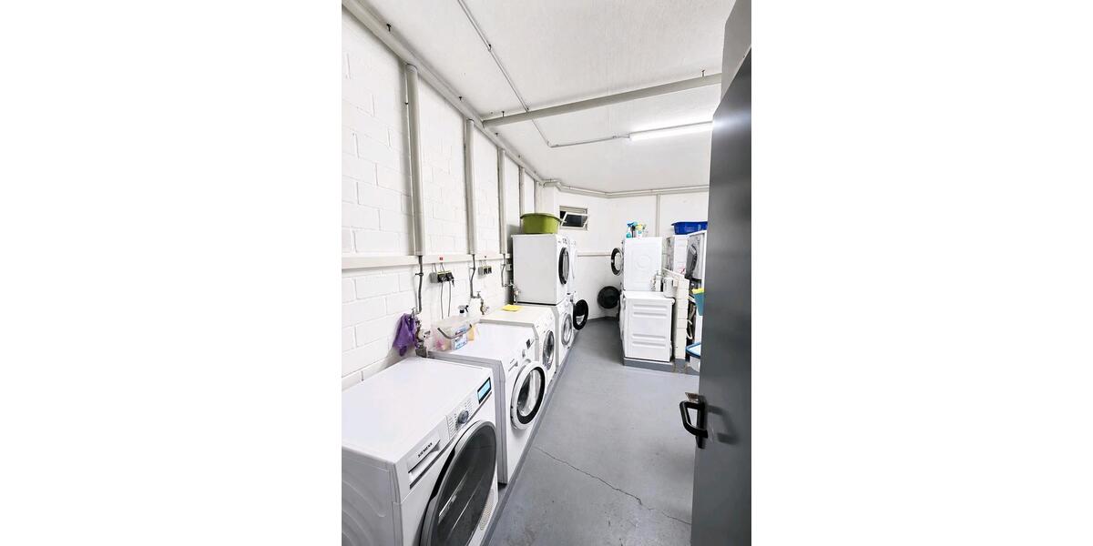 Etagenwohnung Solingen Mitte - 3 Zimmer, 83 m&sup2;, 243.000&euro; | Angebot:27462436