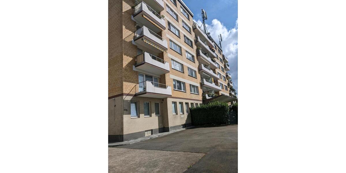 Erdgeschoßwohnung Köln Nippes - 2 Zimmer, 75 m&sup2;, 250.000&euro; | Angebot:27462350