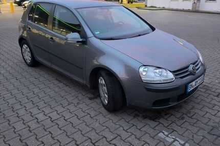 VW Golf 135.000 km 4.999 &euro; Bonn 53117