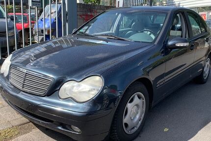 Mercedes-Benz C 200 141.000 km 1.899 &euro; Bergisch Gladbach 51465
