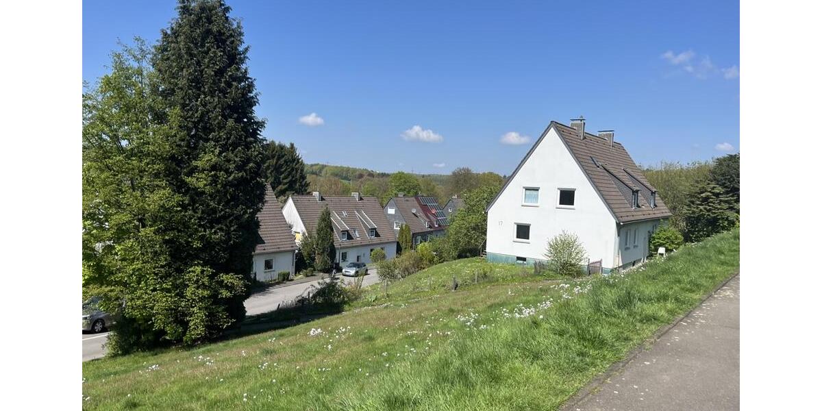 Etagenwohnung Remscheid Lüttringhausen - 3 Zimmer, 53 m&sup2;, 415&euro; | Angebot:26462762