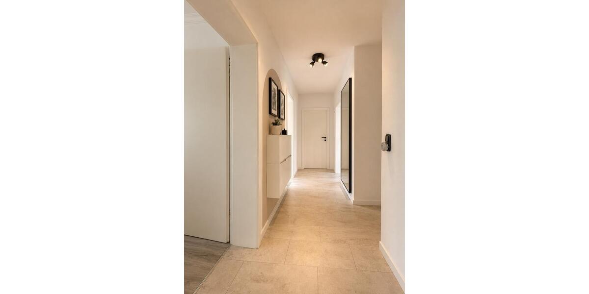 Etagenwohnung Köln Nippes - 3 Zimmer, 71 m&sup2;, 359.000&euro; | Angebot:27283103